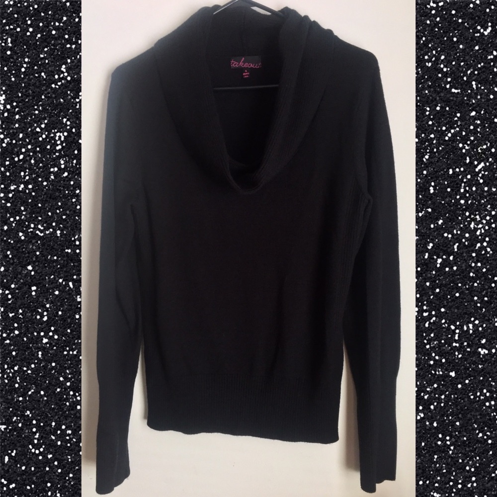 XL women’s cowl neck black sweater